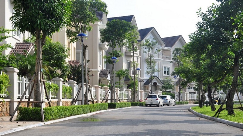 Vinhomes River side